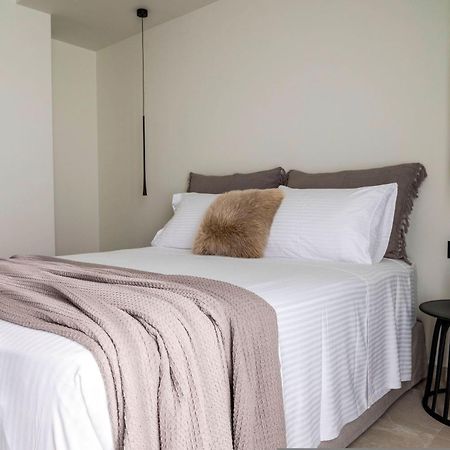 Rhotheon Suites In إياليسوس المظهر الخارجي الصورة