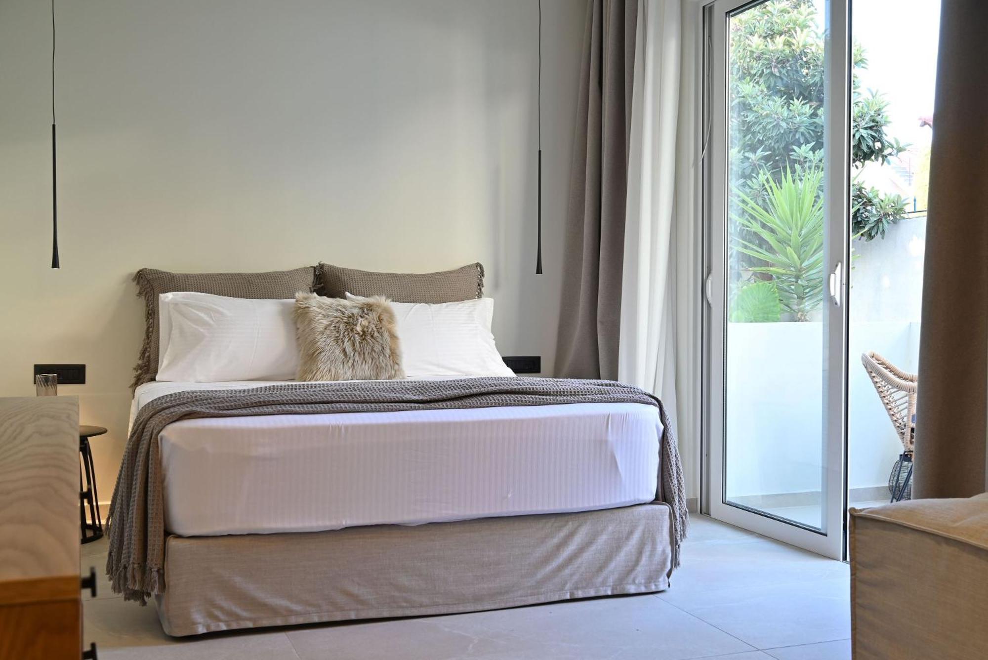 Rhotheon Suites In إياليسوس المظهر الخارجي الصورة